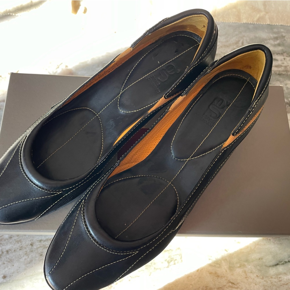Cole Haan w/Nike “Air” Technology Women’s Pump